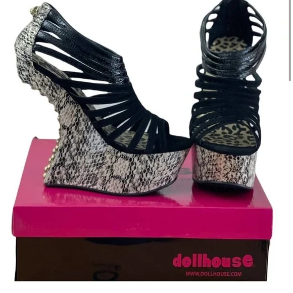 DOLLHOUSE Sin Black 💎 - Picture 4 of 6